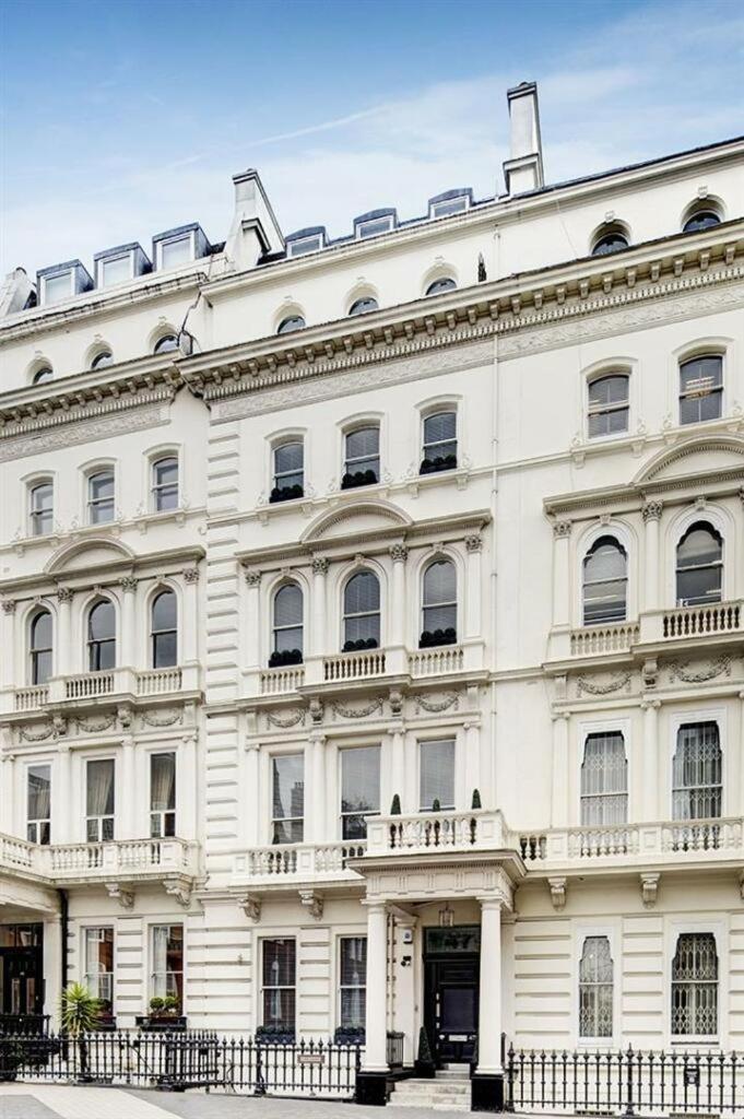 Care Kensington - Princess Gate Mansion Villa